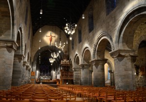 Cathedral interior (source: gyurgyak.blogspot.com)